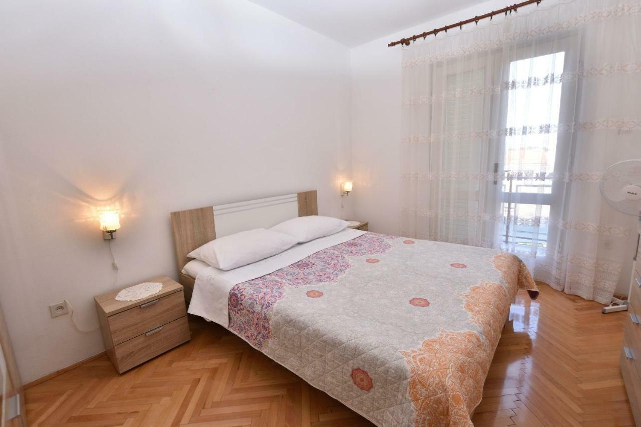Apartment Maria Примоштен Экстерьер фото